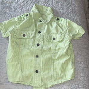 PD&C green and white check short sleeve shirt with pockets. Green gingham 2T